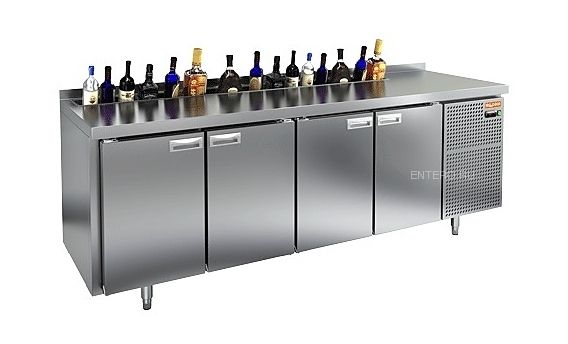 ОХЛАЖДАЕМЫЙ СТОЛ С ВАННОЙ ДЛЯ ЛЬДА ПОД БУТЫЛКИ HICOLD BR1-1111/GN