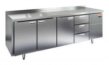 Стол морозильный HICOLD GN 1113/BT G с мойкой