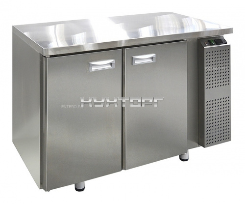 Стол холодильный Finist СХСм-600-2 (боковой холодильный агрегат), компактный