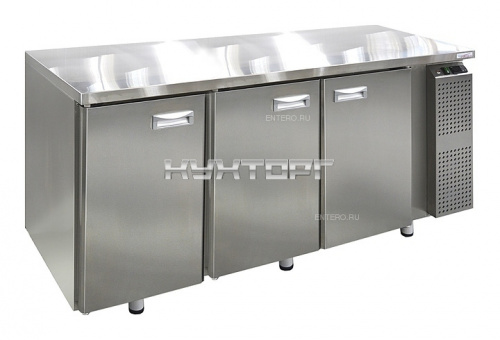 Стол холодильный Finist СХСм-600-3 (боковой холодильный агрегат), компактный